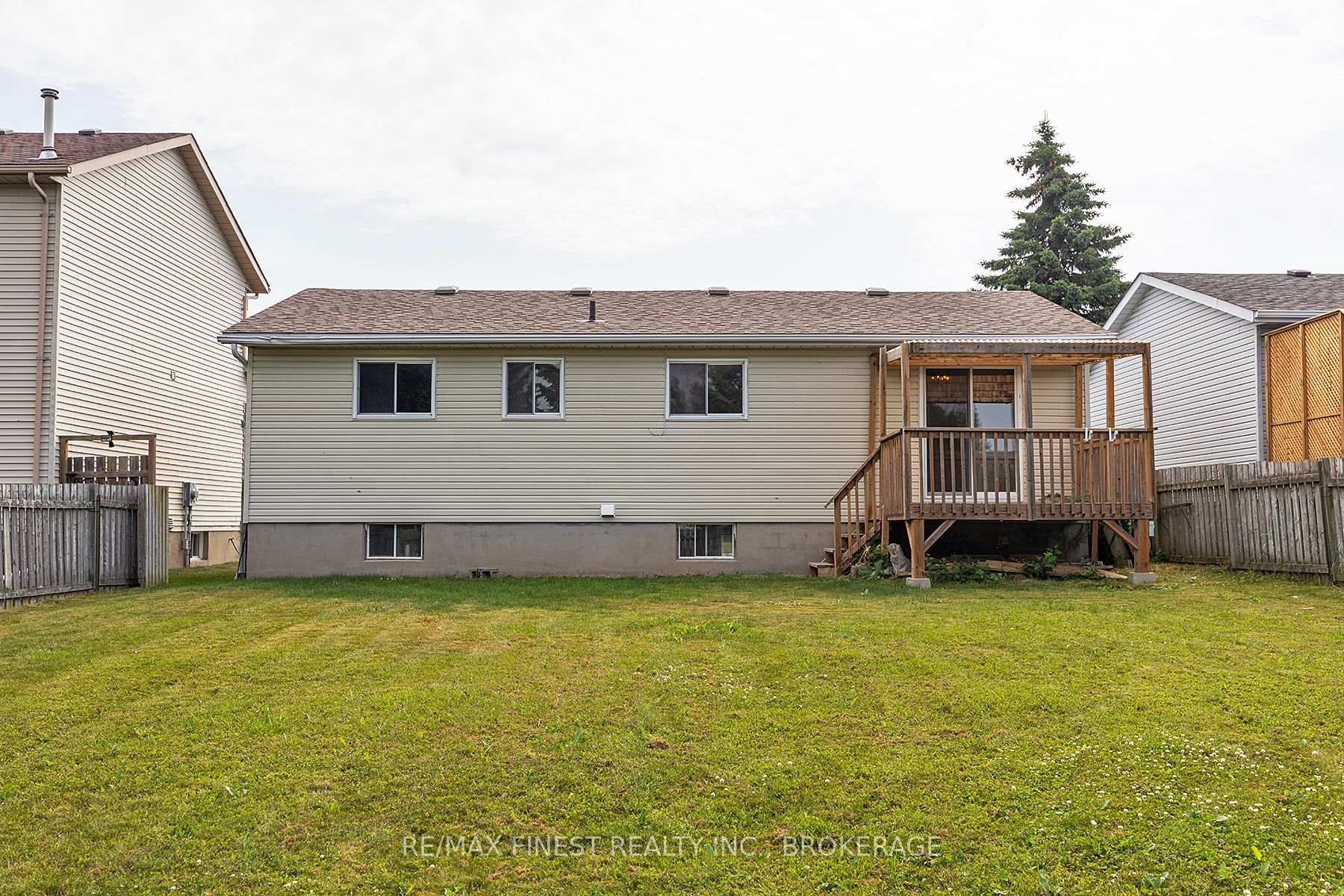 Photo 39 of 517 Citation Crescent, Kingston, City Southwest — HOMEH