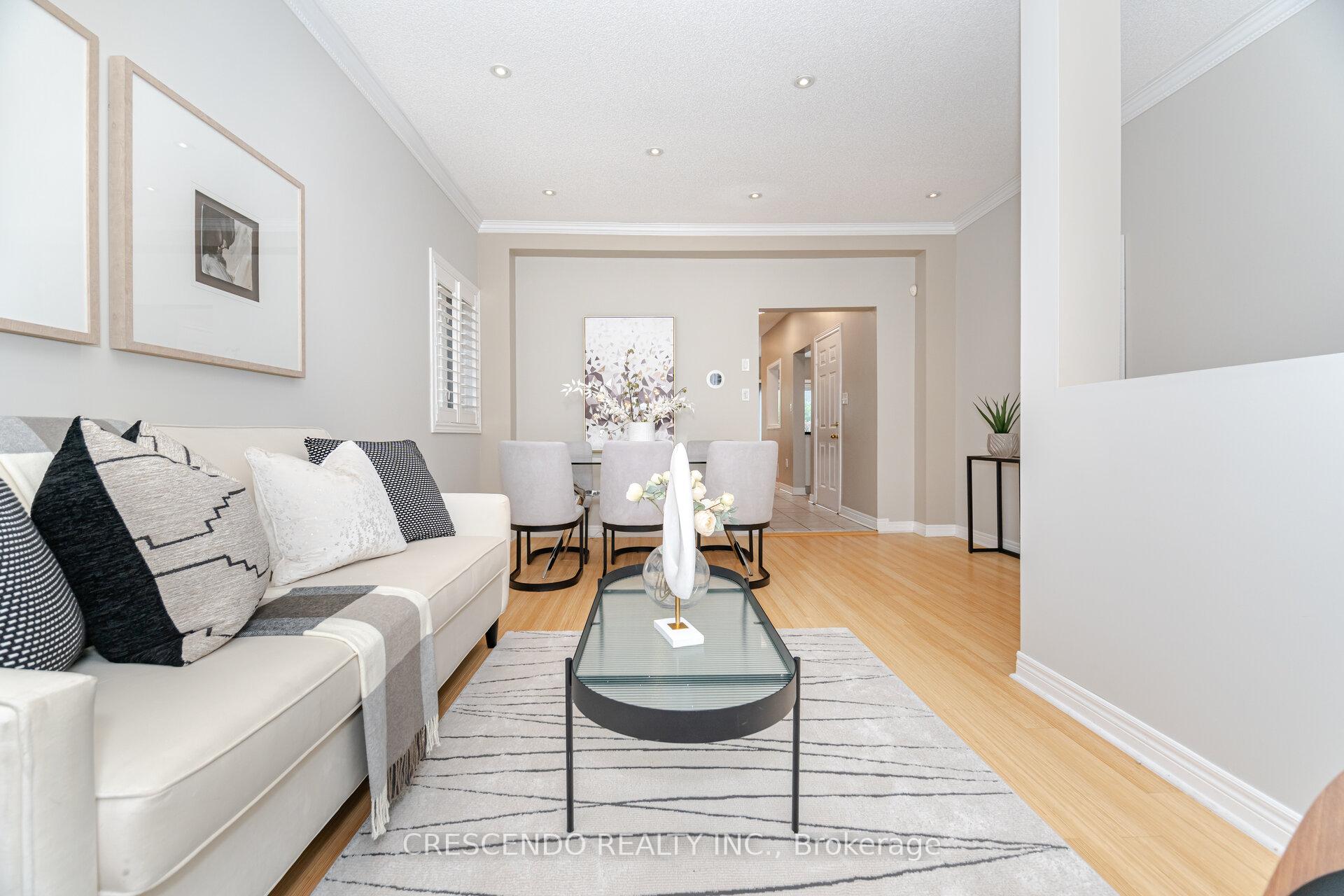 Photo 7 of 45 Weatherill Road, Markham, Berczy — HOMEH
