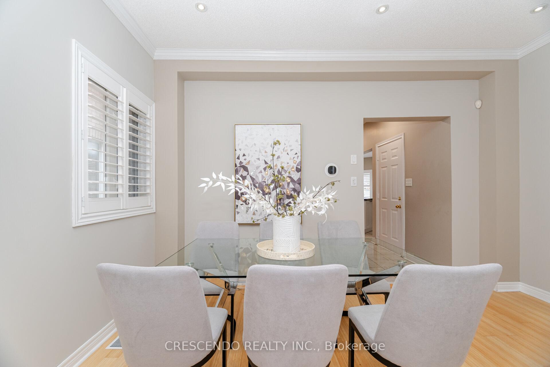 Photo 9 of 45 Weatherill Road, Markham, Berczy — HOMEH