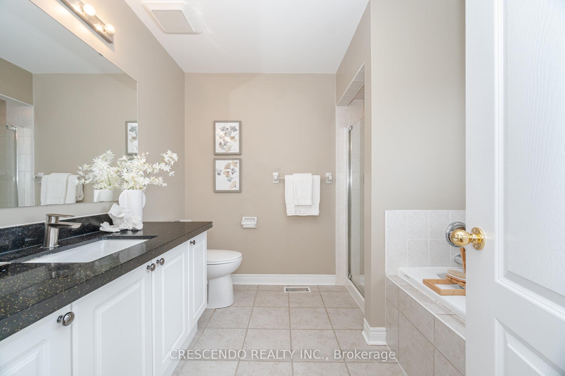 Photo 19 of 45 Weatherill Road, Markham, Berczy — HOMEH