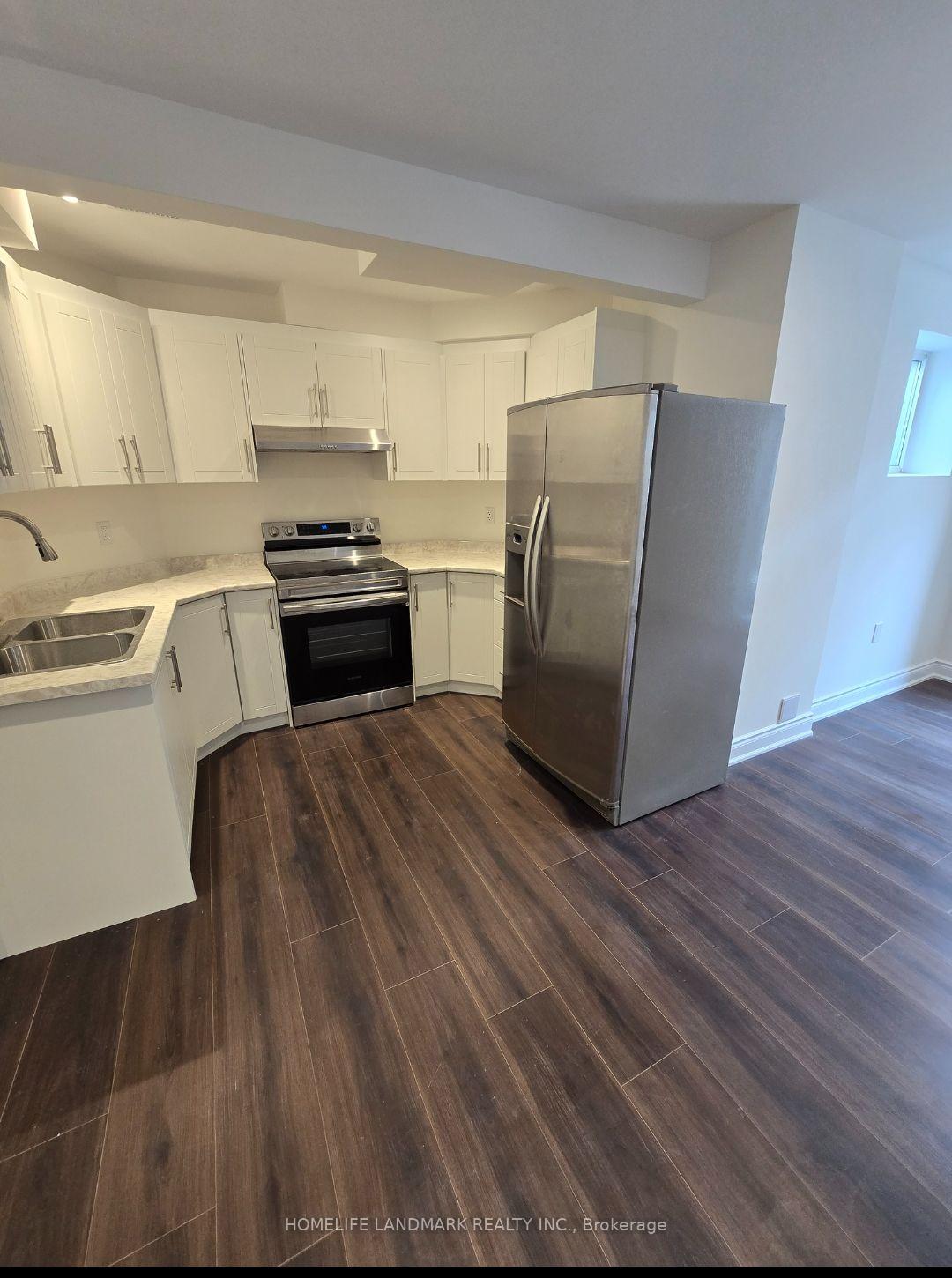 Photo 4 of 147 Bocelli Crescent, Hamilton, Rural Glanbrook — HOMEH