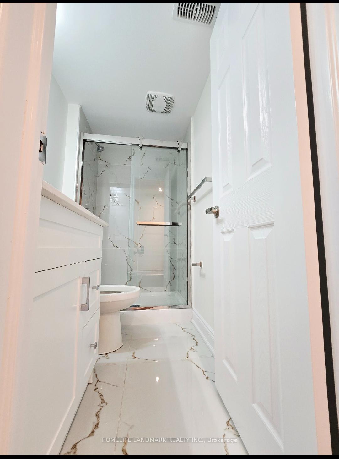 Photo 7 of 147 Bocelli Crescent, Hamilton, Rural Glanbrook — HOMEH