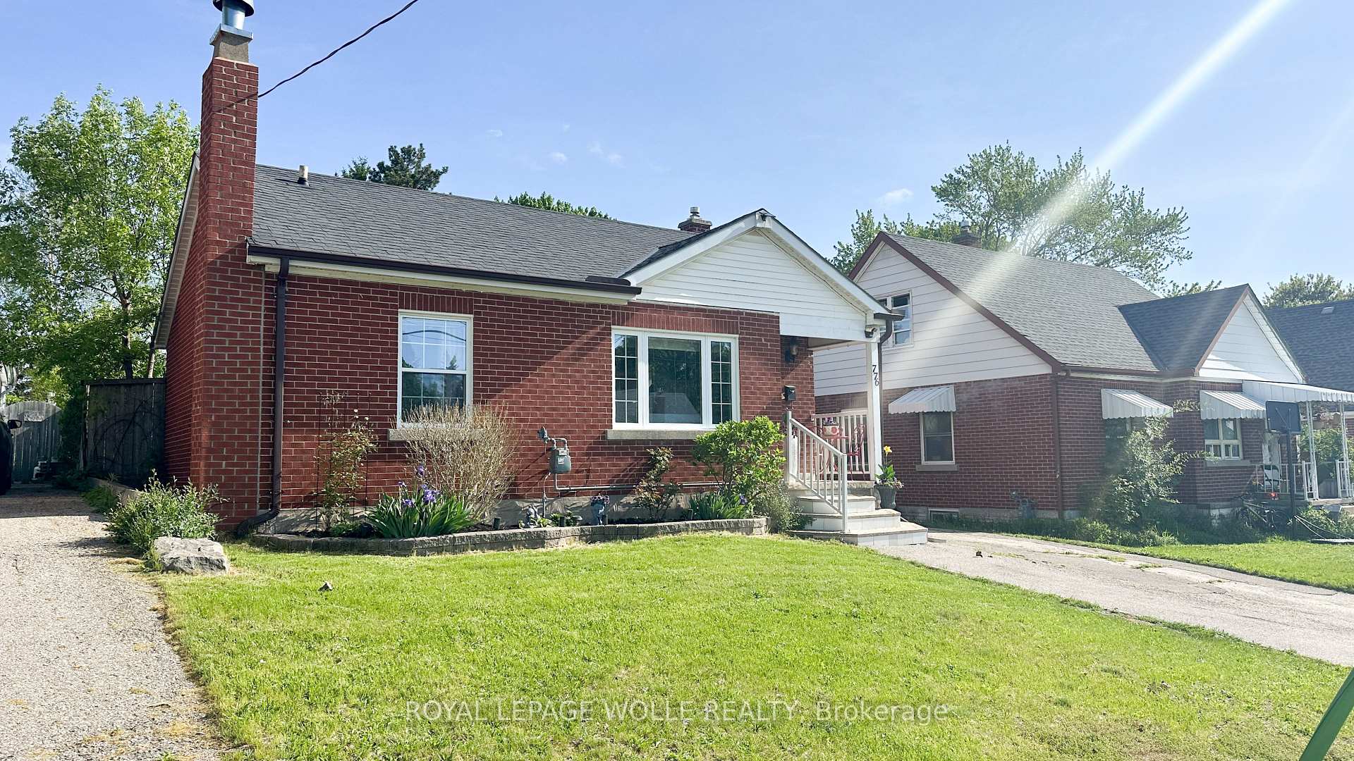 Photo 2 of 776 Elizabeth Street, Kitchener — HOMEH