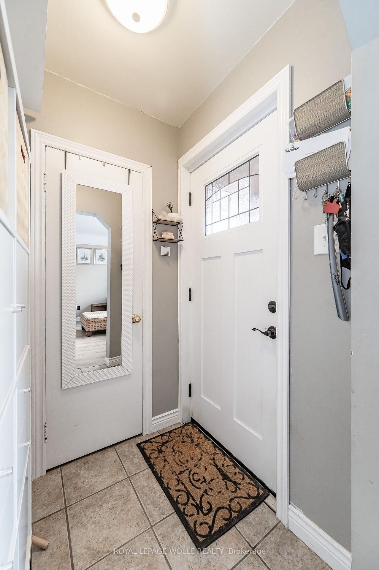 Photo 4 of 776 Elizabeth Street, Kitchener — HOMEH
