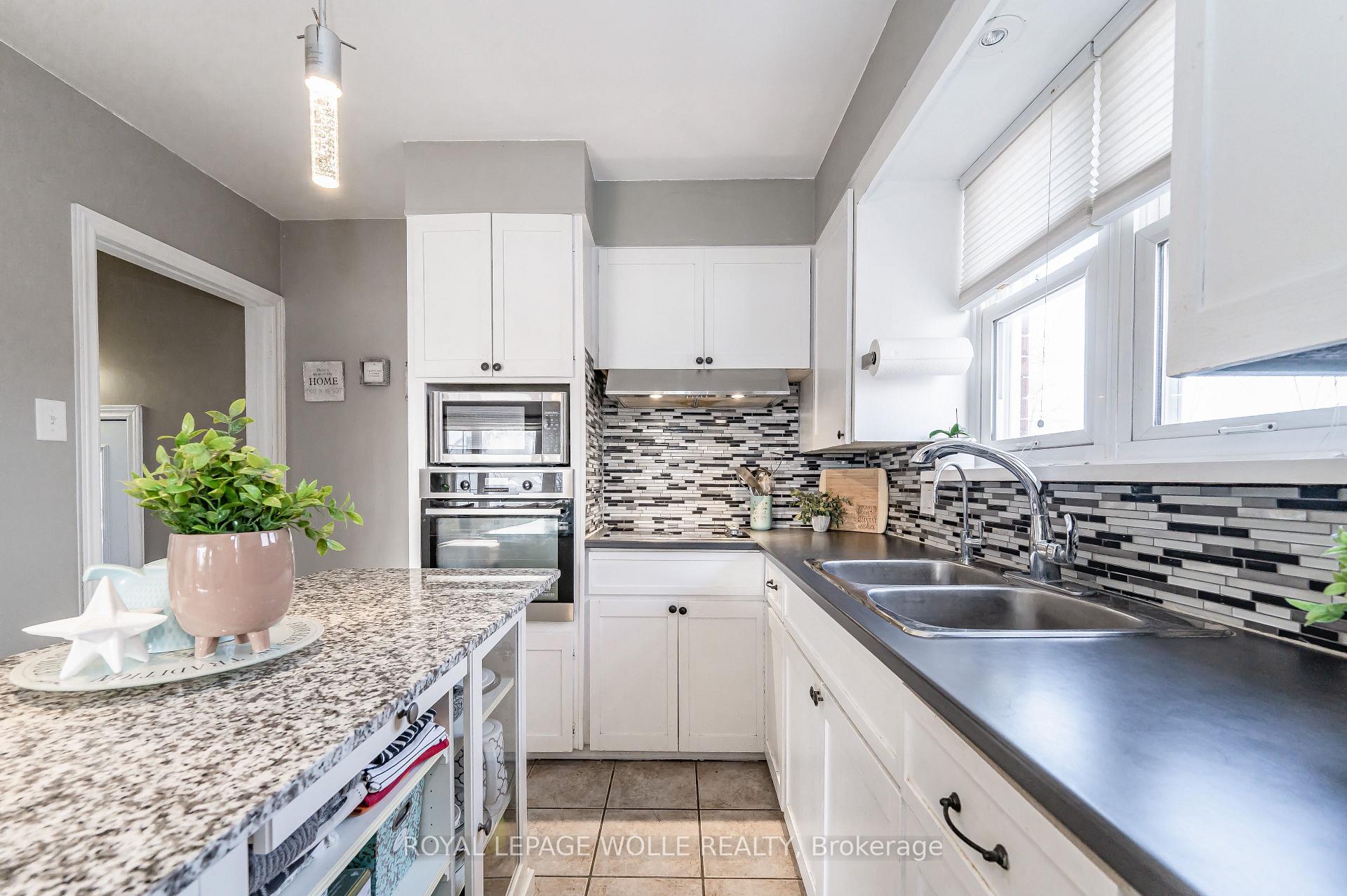 Photo 14 of 776 Elizabeth Street, Kitchener — HOMEH