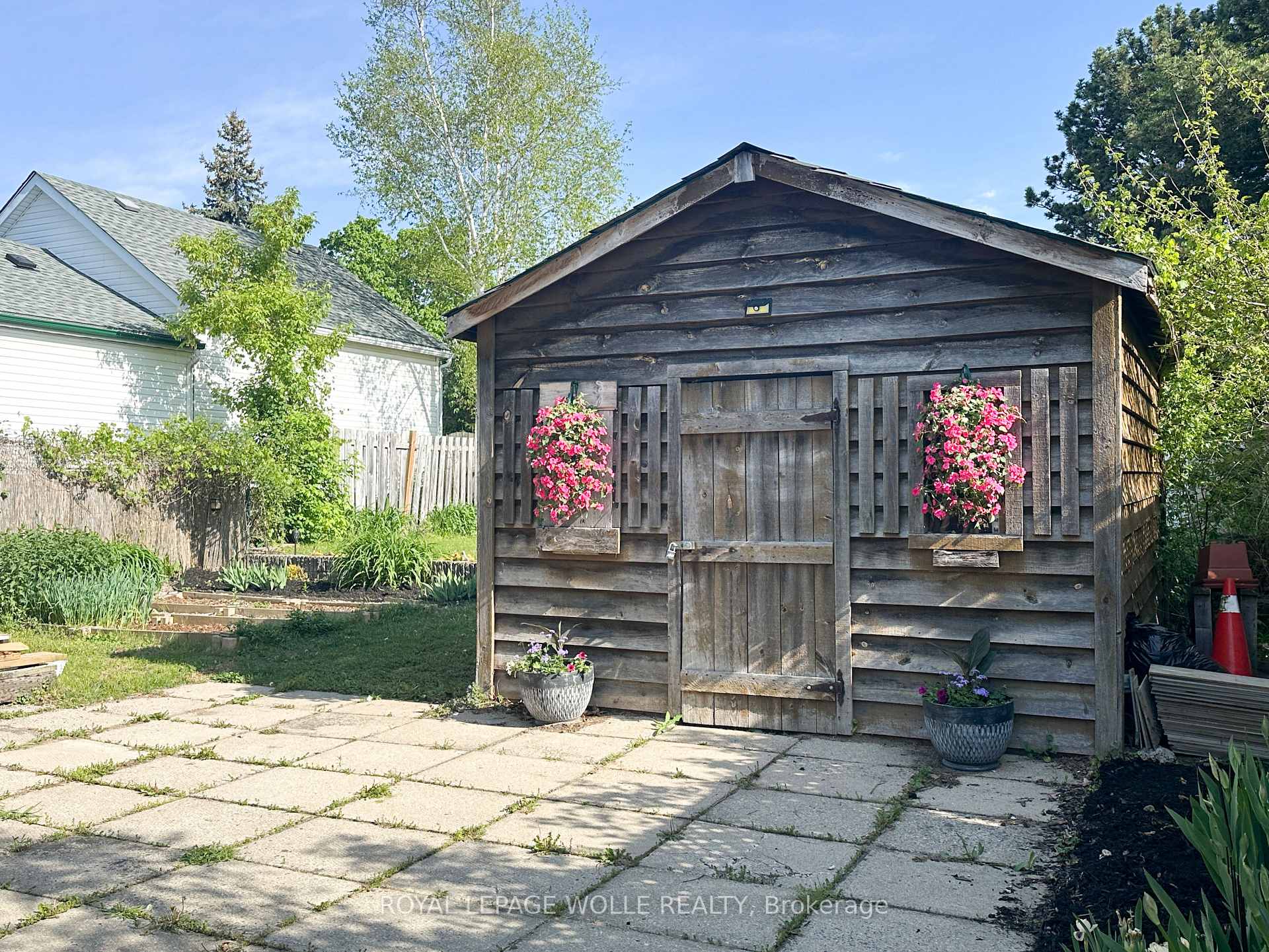 Photo 37 of 776 Elizabeth Street, Kitchener — HOMEH