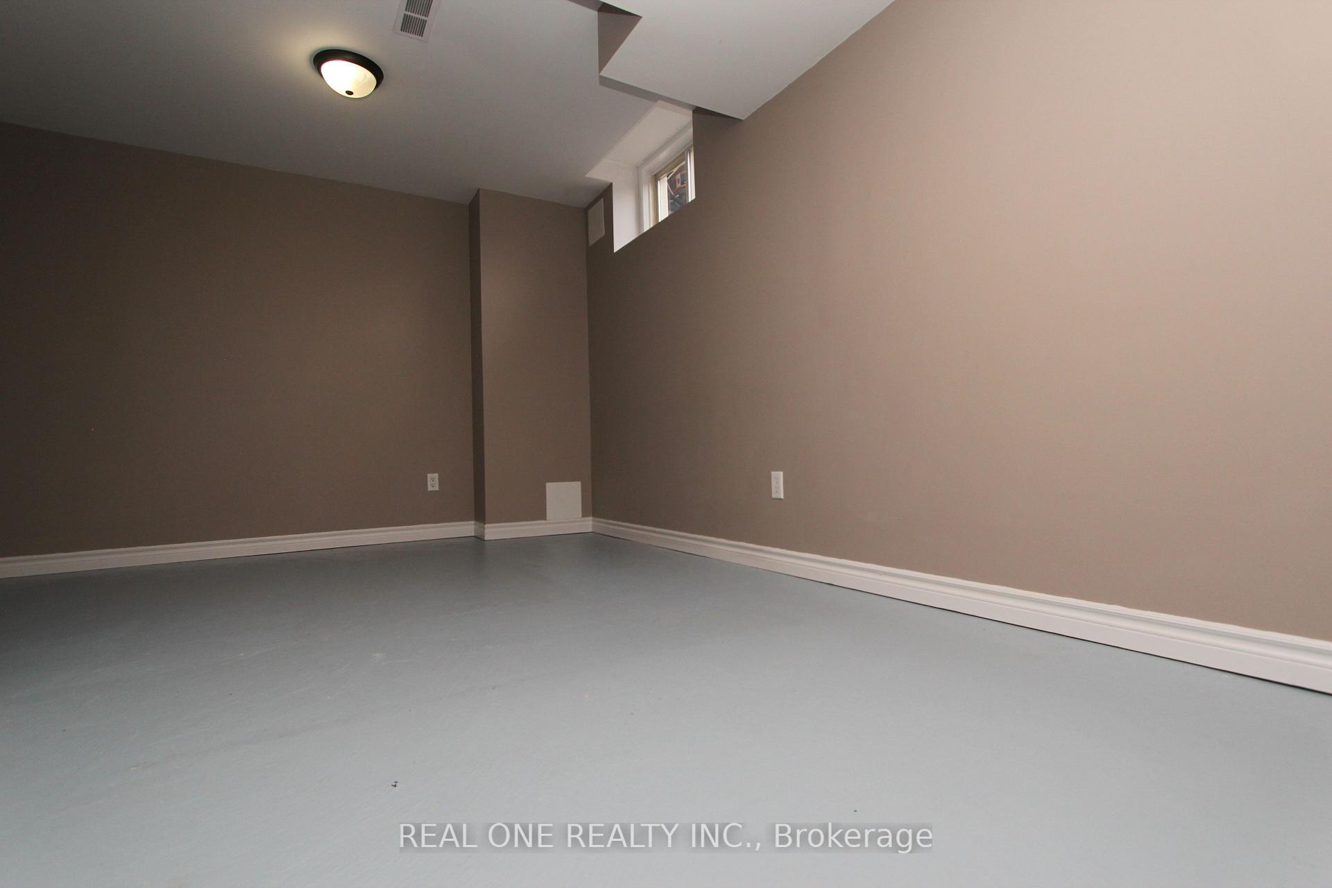 Photo 31 of 19 Browview Drive, Hamilton, Waterdown — HOMEH