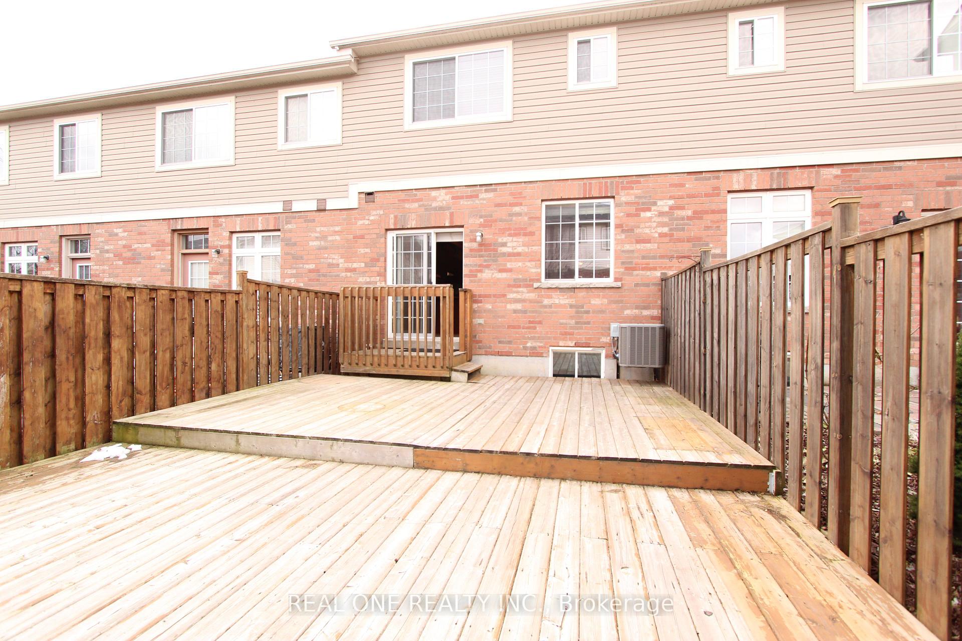 Photo 36 of 19 Browview Drive, Hamilton, Waterdown — HOMEH