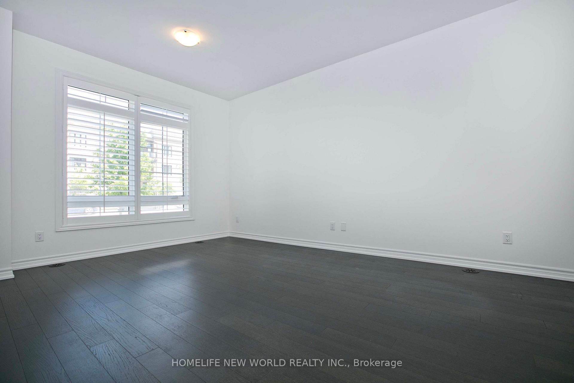 Photo 5 of 66 Village Parkway, Markham, Unionville — HOMEH