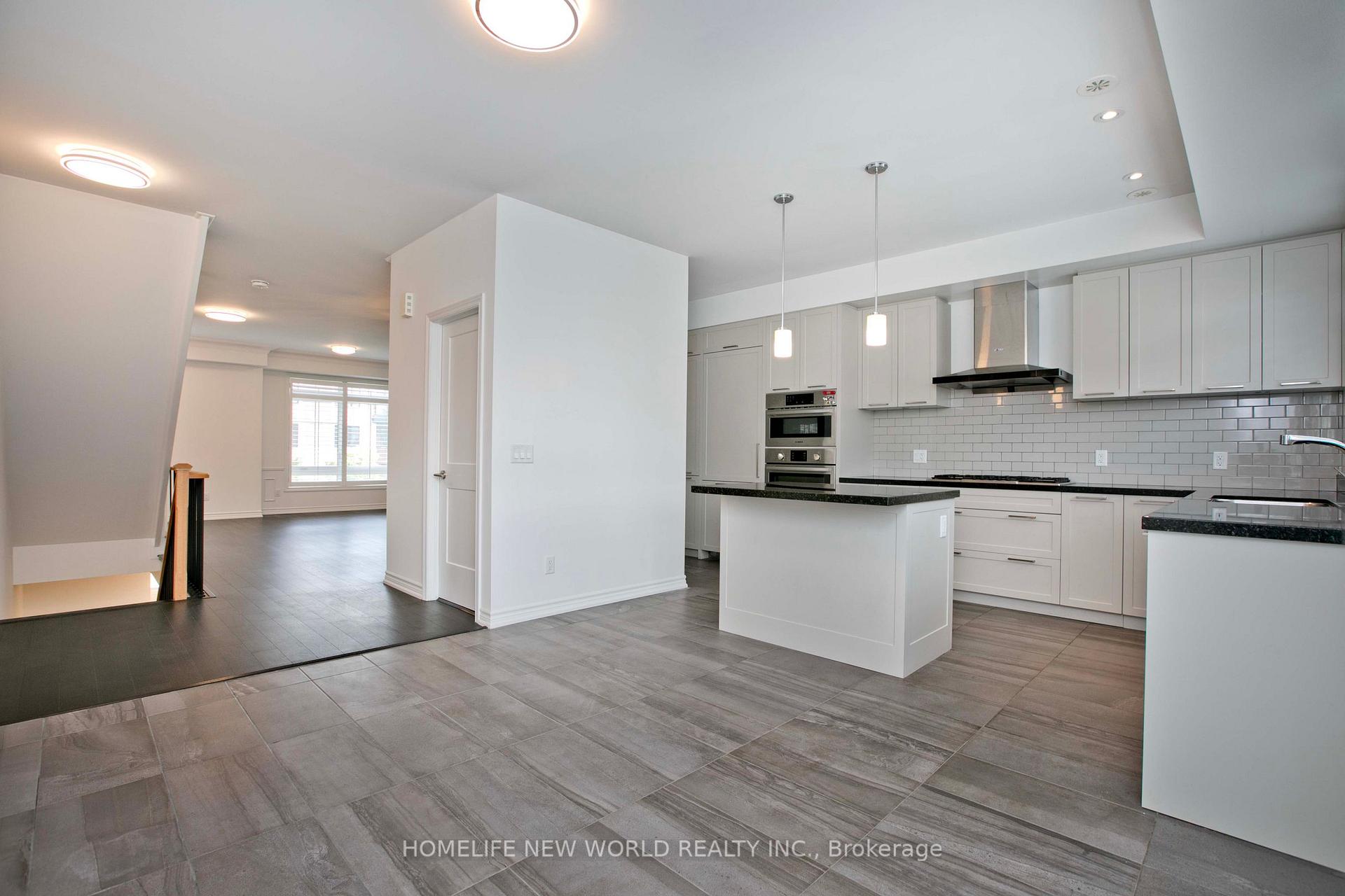 Photo 16 of 66 Village Parkway, Markham, Unionville — HOMEH