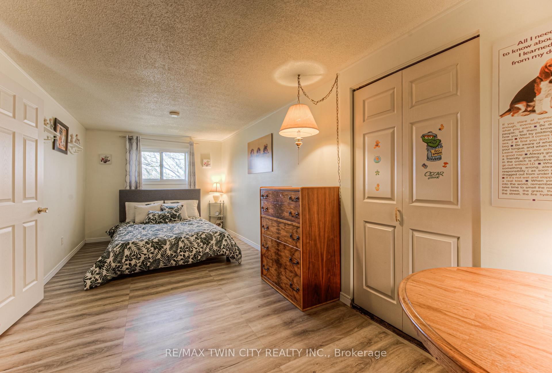 Photo 22 of 76 Newbury Drive, Kitchener — HOMEH