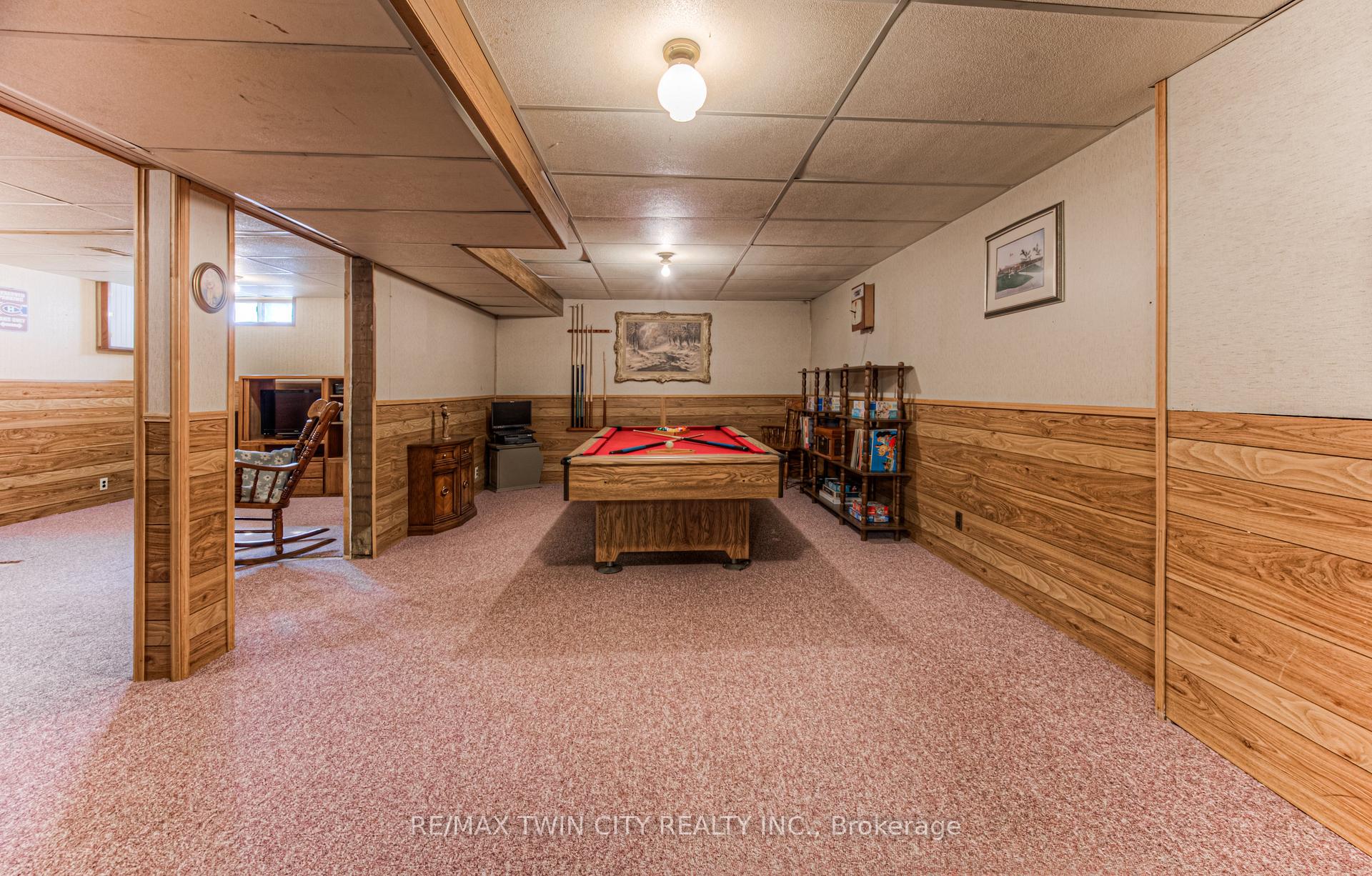 Photo 32 of 76 Newbury Drive, Kitchener — HOMEH