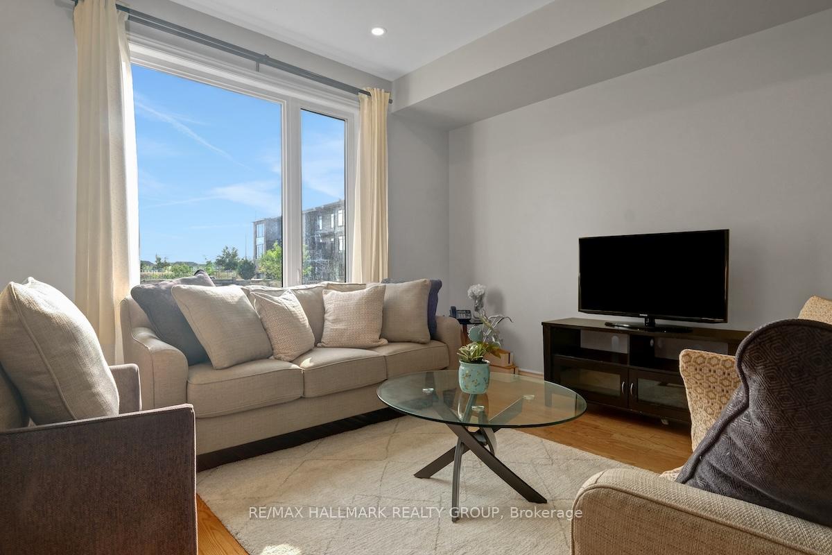 Photo 2 of 199A Shinny Avenue, Ottawa, Kanata - Emerald Meadows/Trailwest — HOMEH