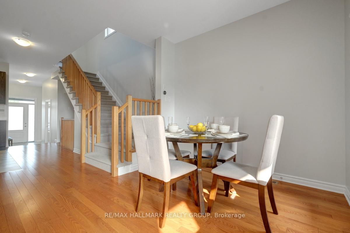 Photo 8 of 199A Shinny Avenue, Ottawa, Kanata - Emerald Meadows/Trailwest — HOMEH