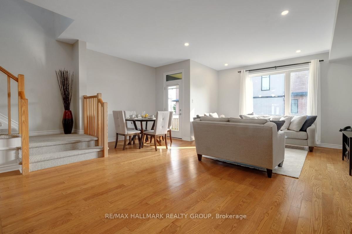 Photo 9 of 199A Shinny Avenue, Ottawa, Kanata - Emerald Meadows/Trailwest — HOMEH
