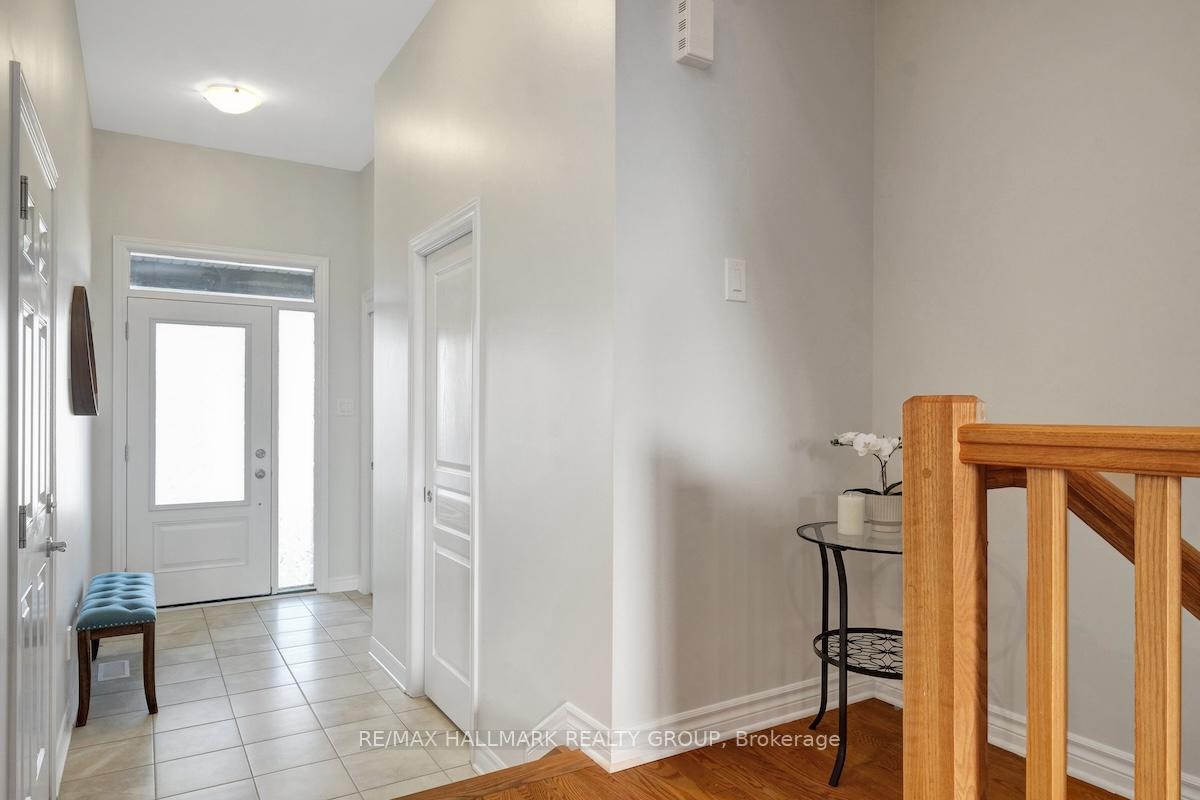 Photo 22 of 199A Shinny Avenue, Ottawa, Kanata - Emerald Meadows/Trailwest — HOMEH