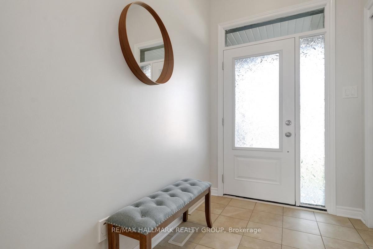 Photo 23 of 199A Shinny Avenue, Ottawa, Kanata - Emerald Meadows/Trailwest — HOMEH