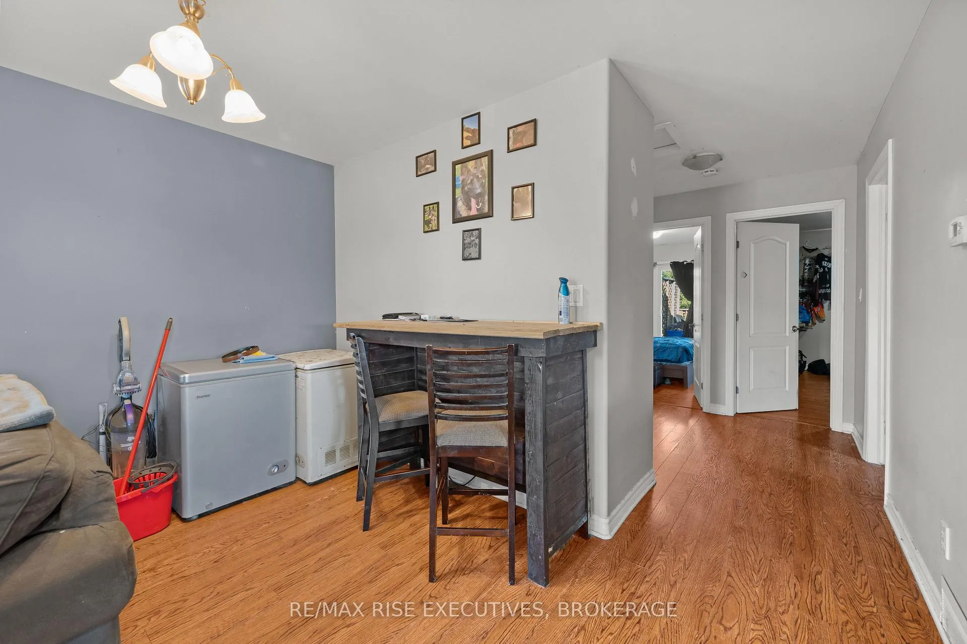 Photo 44 of 828 Bigham Court, Kingston, East Gardiners Rd — HOMEH