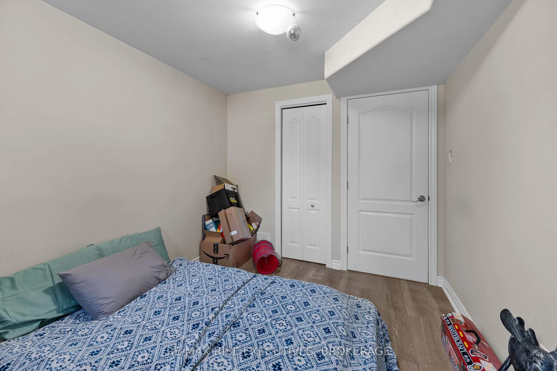 Photo 95 of 828 Bigham Court, Kingston, East Gardiners Rd — HOMEH