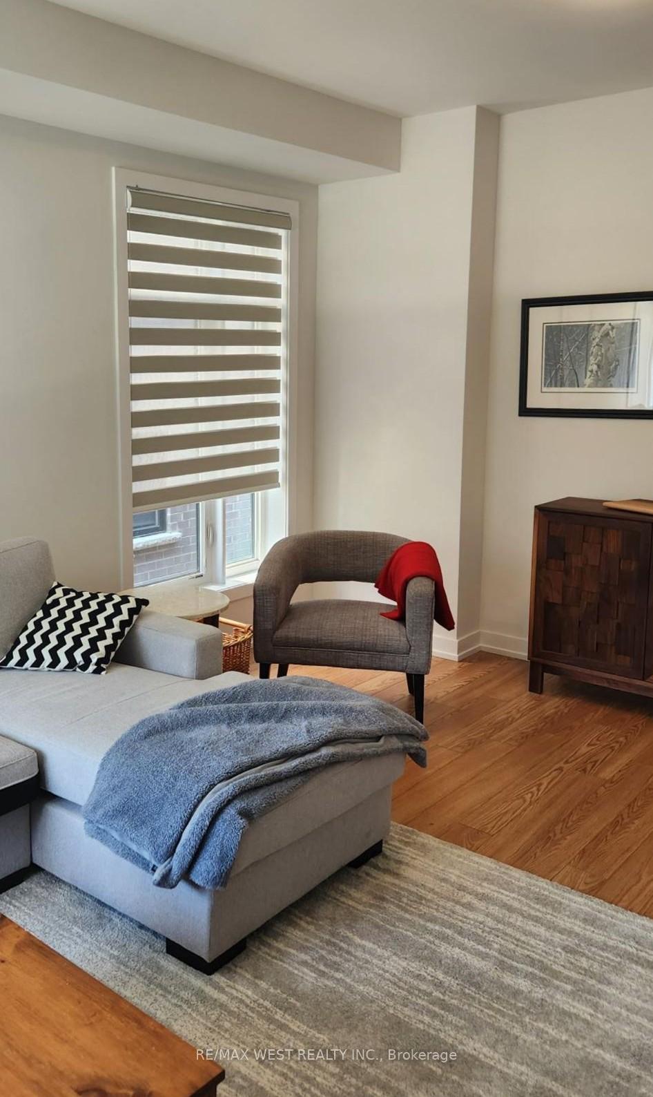 Photo 3 of 91 Cornell Rouge Boulevard, Markham, Cornell — HOMEH