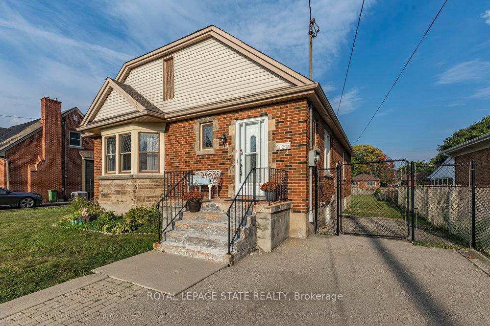 Photo 1 of 37 Lower Horning Road, Hamilton, Ainslie Wood — HOMEH