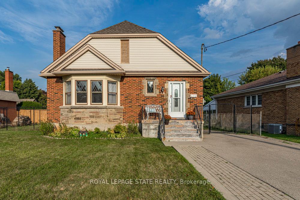 Photo 3 of 37 Lower Horning Road, Hamilton, Ainslie Wood — HOMEH