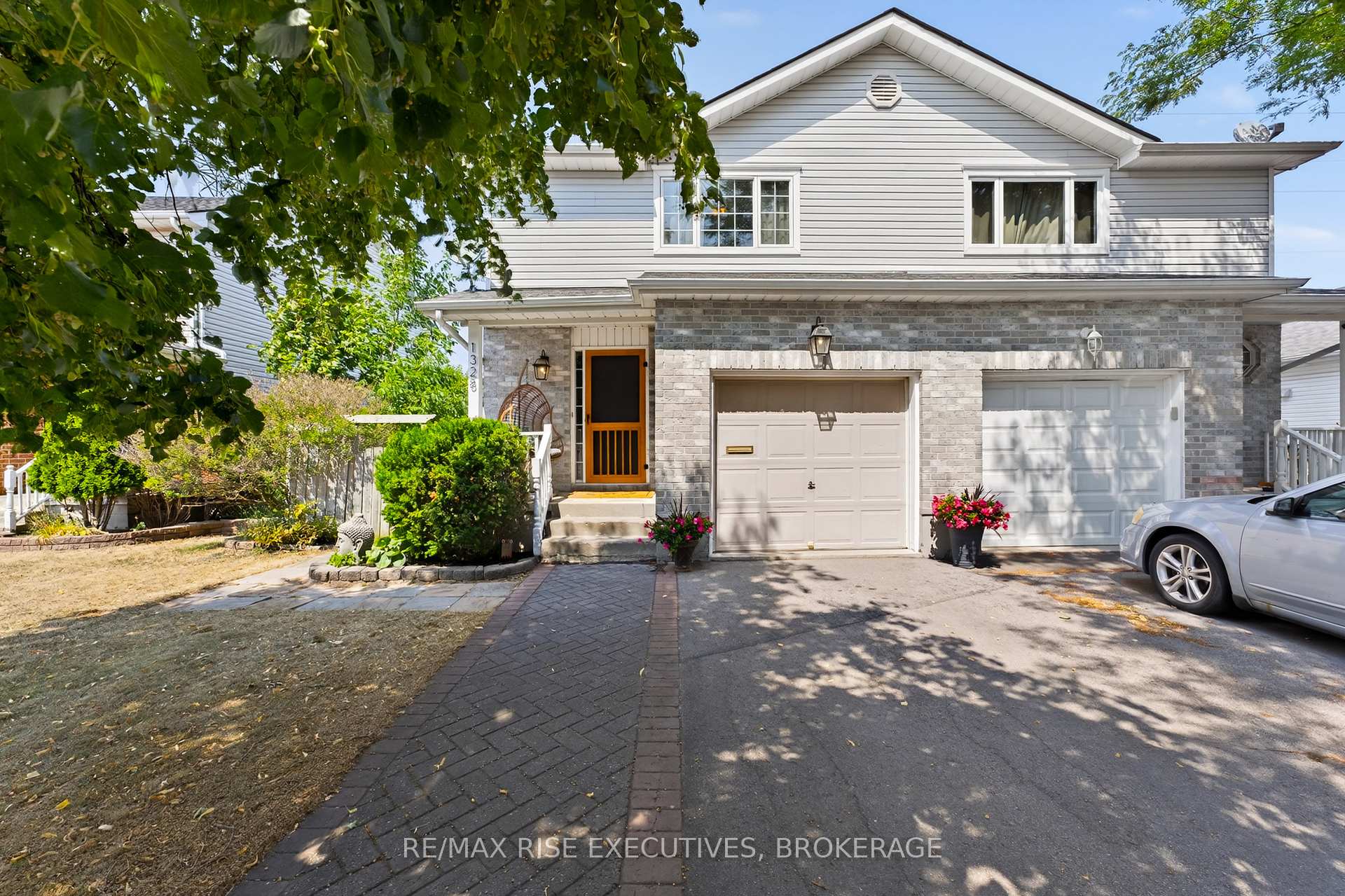 Photo 1 of 1328 Brackenwood Crescent, Kingston, City Northwest — HOMEH