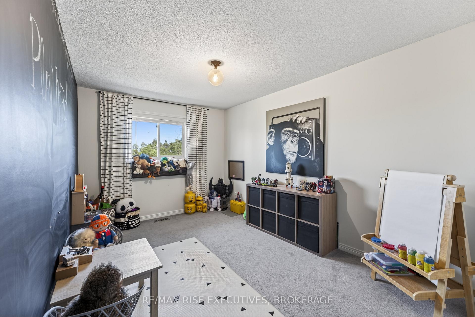 Photo 17 of 1328 Brackenwood Crescent, Kingston, City Northwest — HOMEH