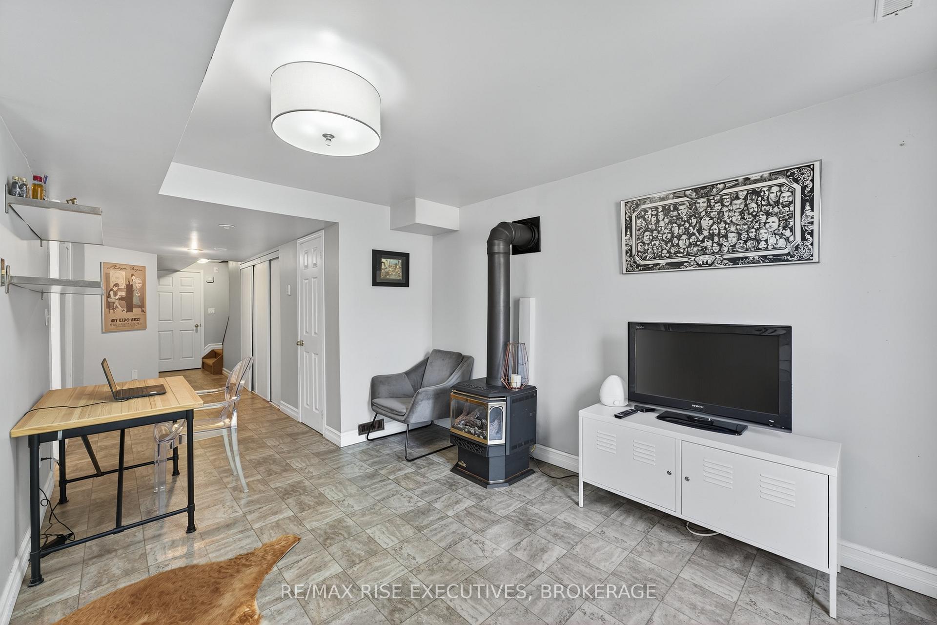 Photo 26 of 1328 Brackenwood Crescent, Kingston, City Northwest — HOMEH