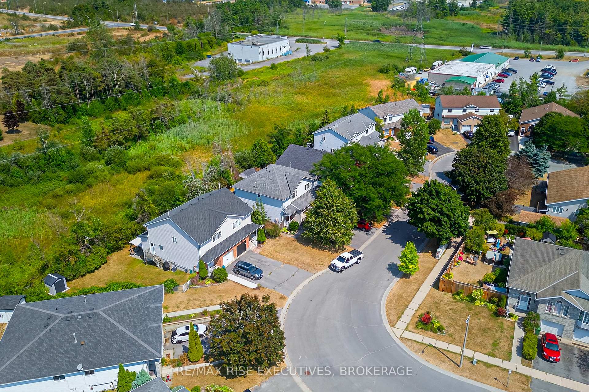 Photo 32 of 1328 Brackenwood Crescent, Kingston, City Northwest — HOMEH