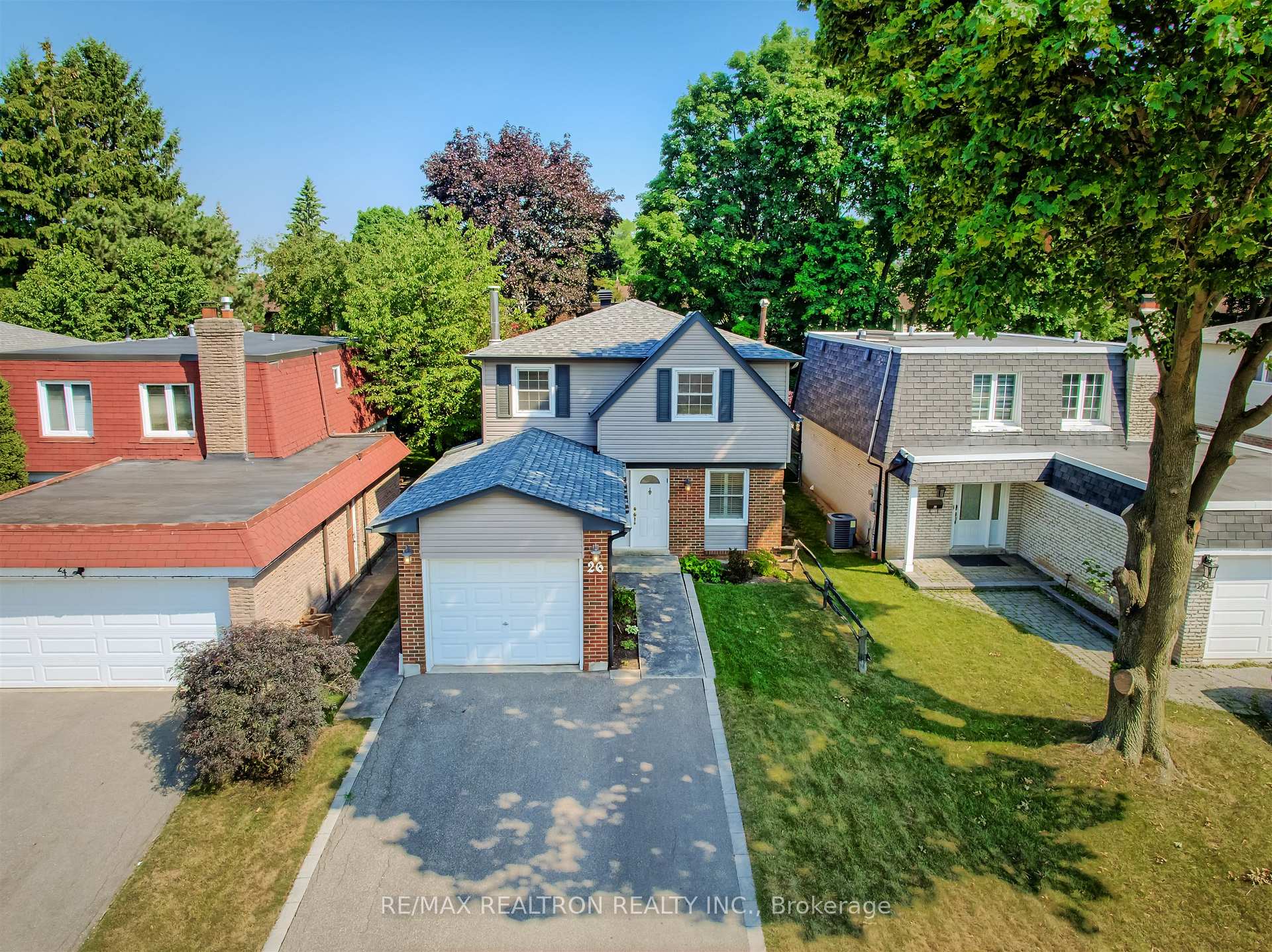 Photo 2 of 26 Ravengloss Drive, Markham, German Mills — HOMEH