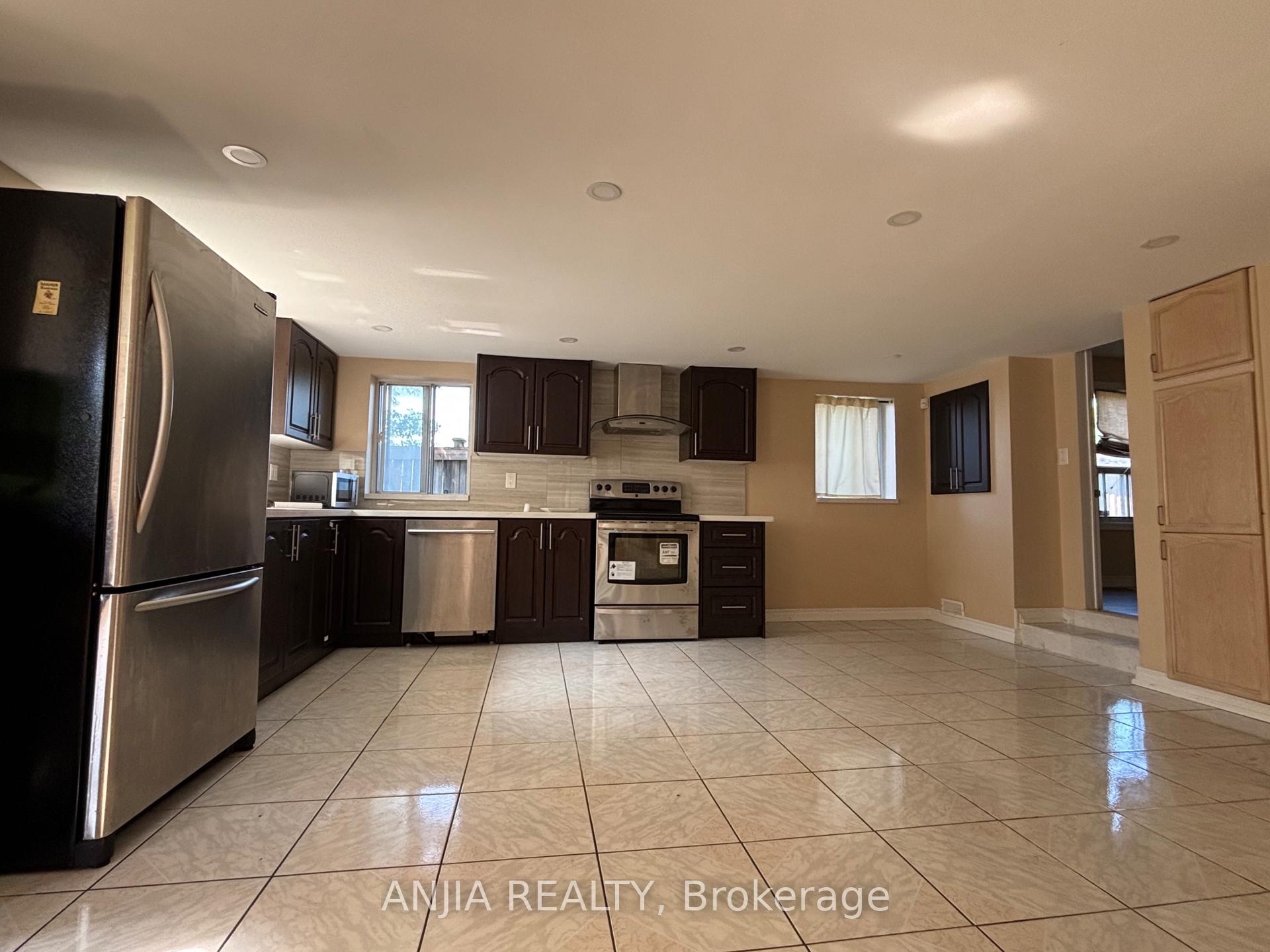 Photo 4 of 10893 Kennedy Road, Markham, Rural Markham — HOMEH