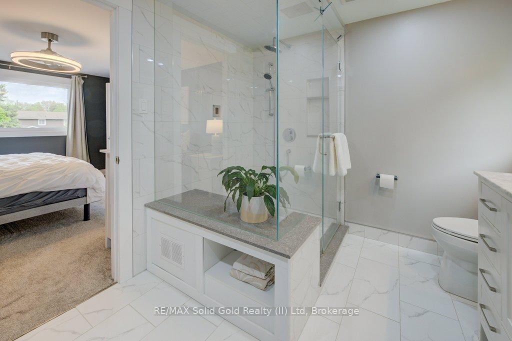 Photo 1 of 57 Royal Orchard Drive, Kitchener — HOMEH