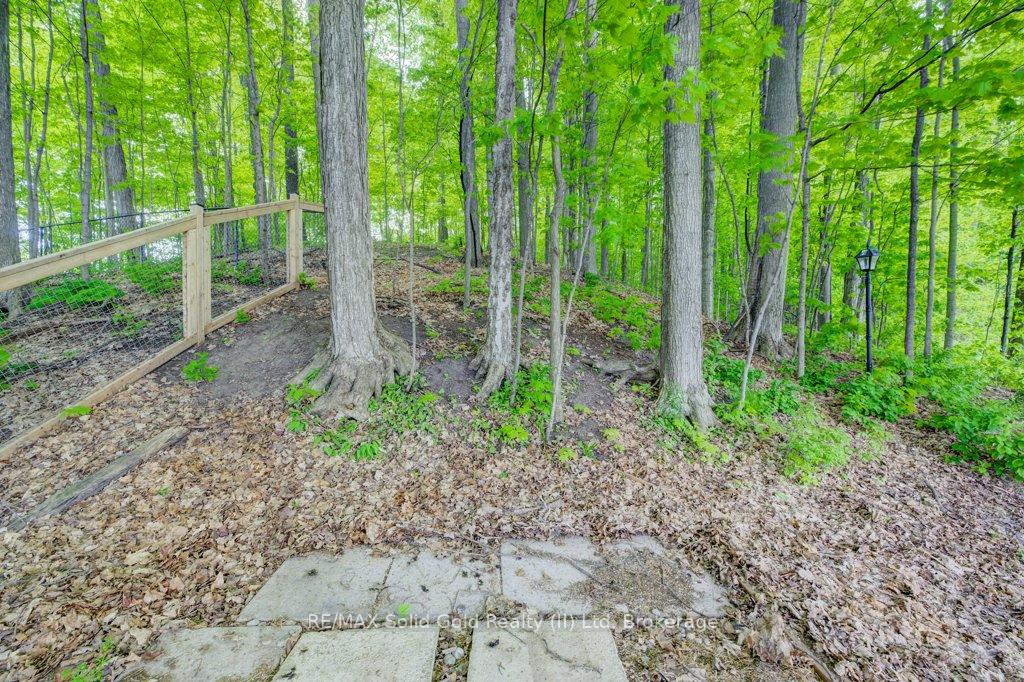 Photo 8 of 57 Royal Orchard Drive, Kitchener — HOMEH