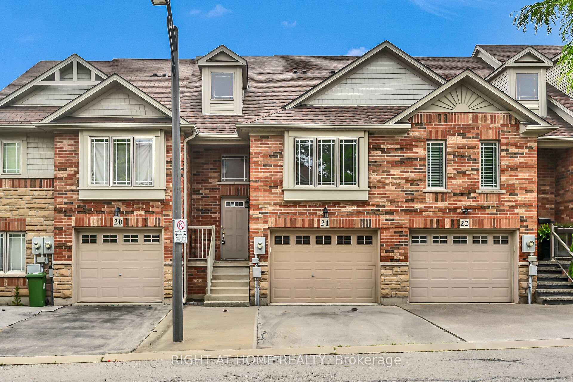 Photo 1 of Unit 21, 242 Upper Mount Albion Road, Hamilton, Stoney Creek Mountain — HOMEH