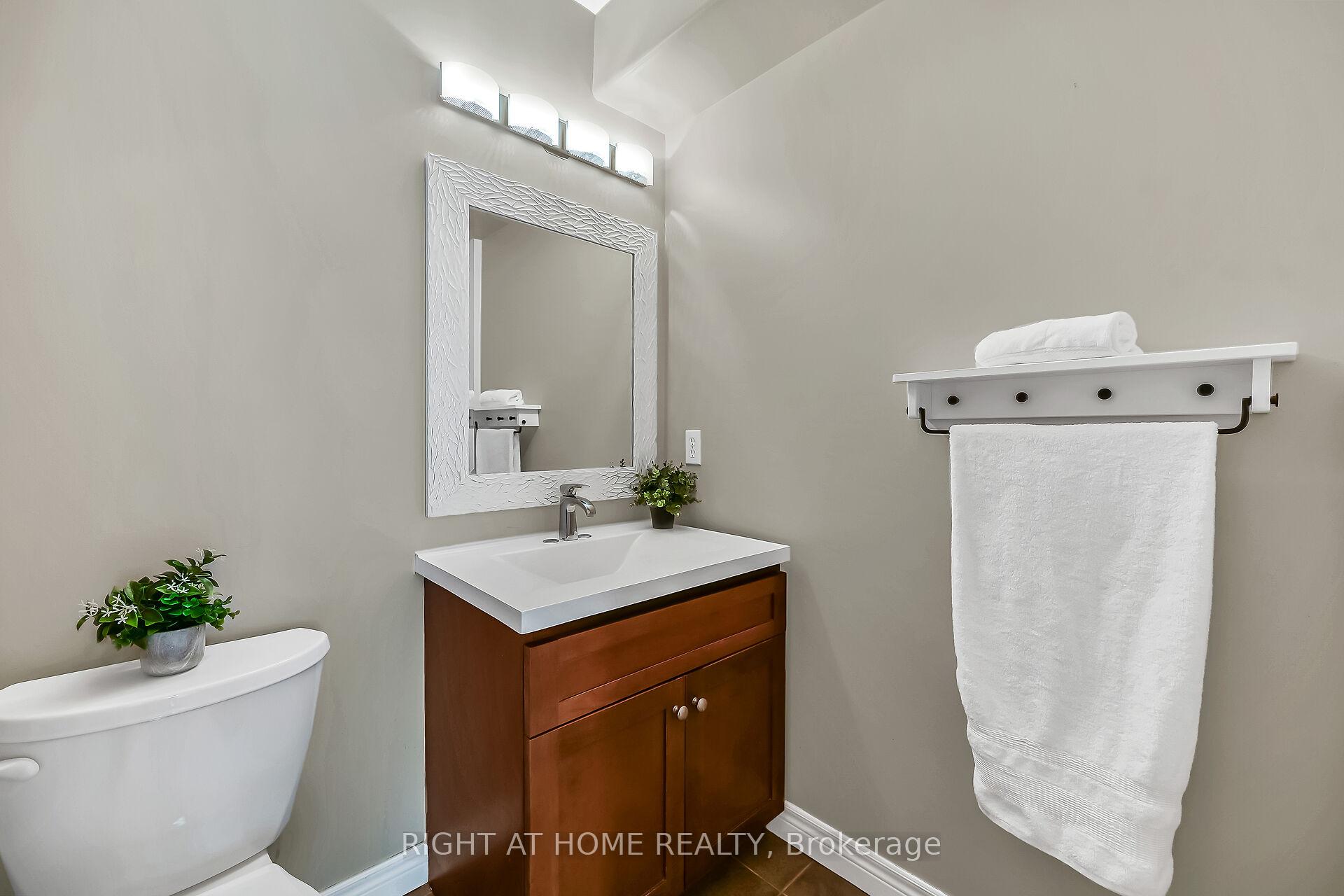 Photo 21 of Unit 21, 242 Upper Mount Albion Road, Hamilton, Stoney Creek Mountain — HOMEH