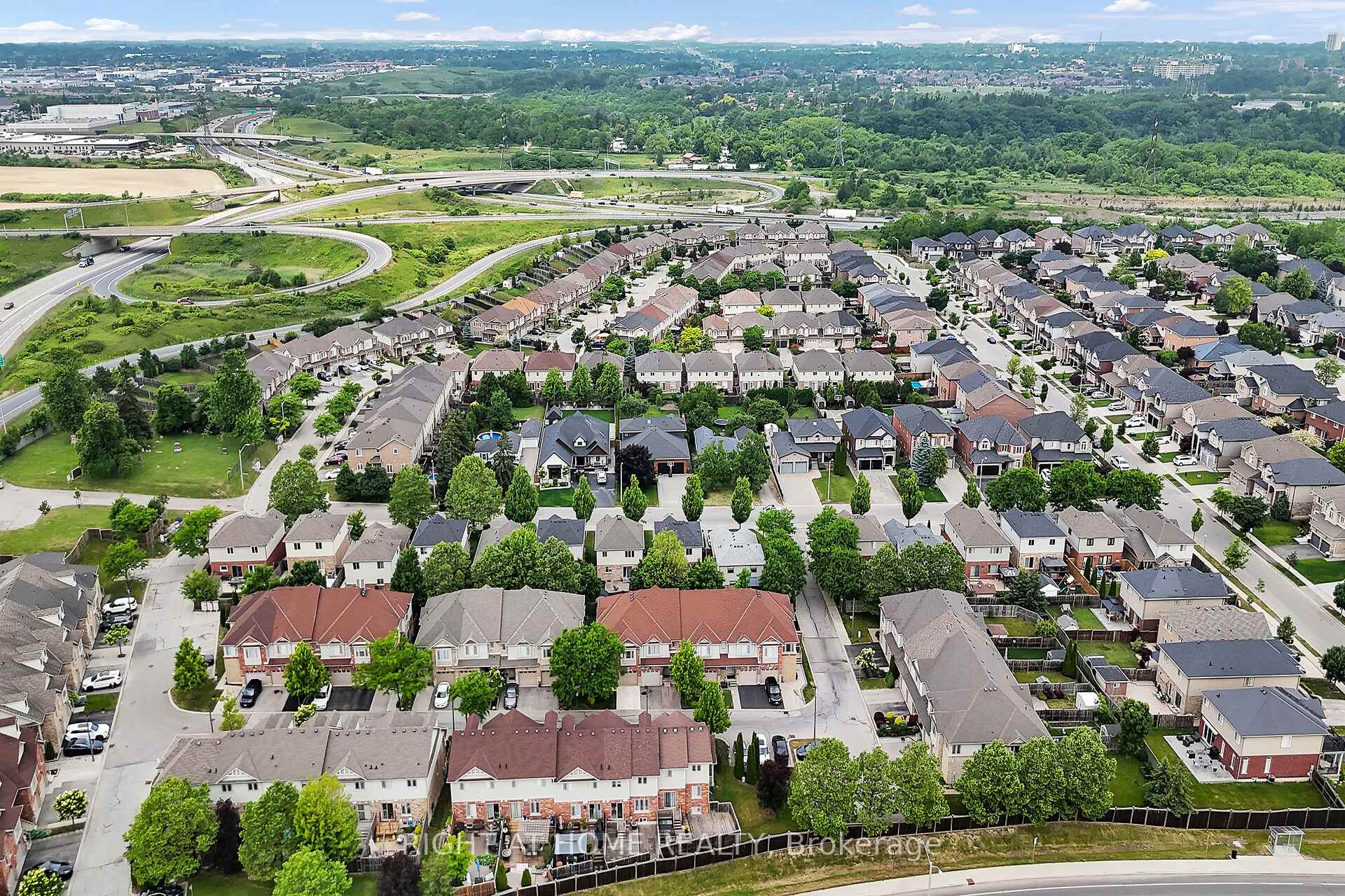 Photo 38 of Unit 21, 242 Upper Mount Albion Road, Hamilton, Stoney Creek Mountain — HOMEH