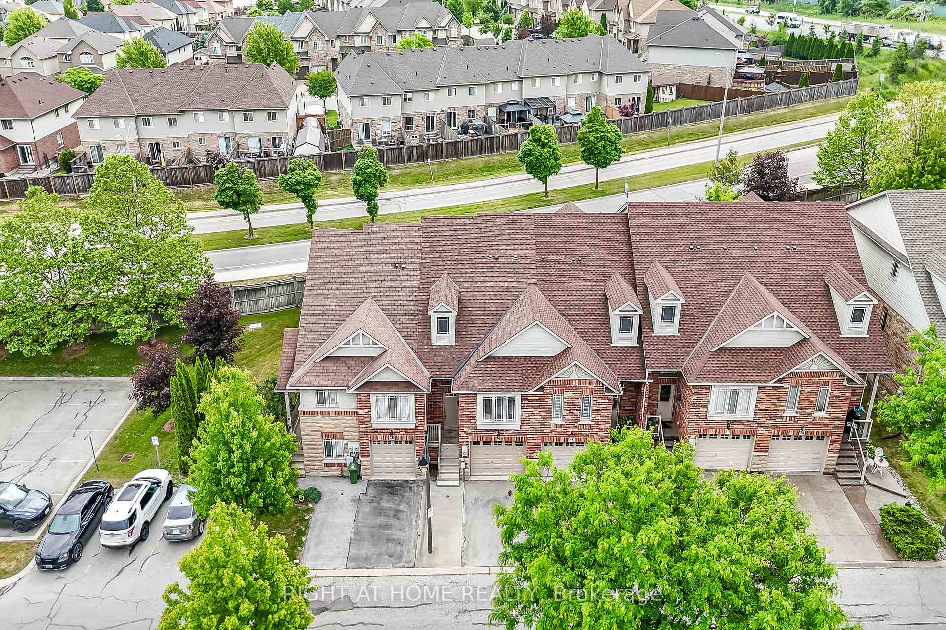 Photo 40 of Unit 21, 242 Upper Mount Albion Road, Hamilton, Stoney Creek Mountain — HOMEH