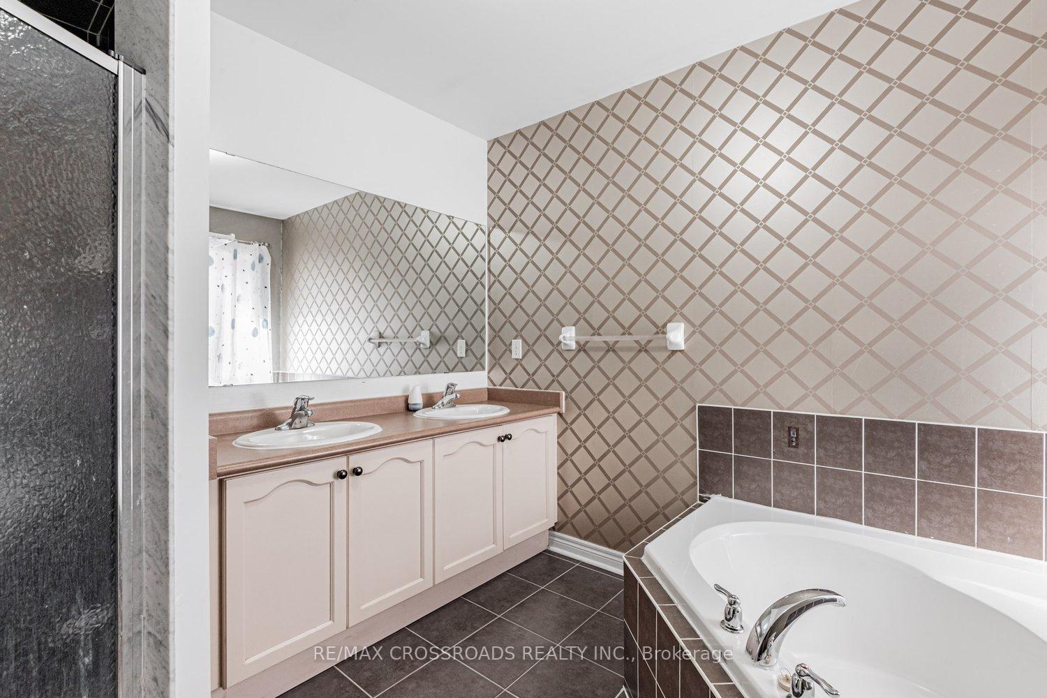 Photo 18 of 81 Lahore Crescent, Markham, Cedarwood — HOMEH
