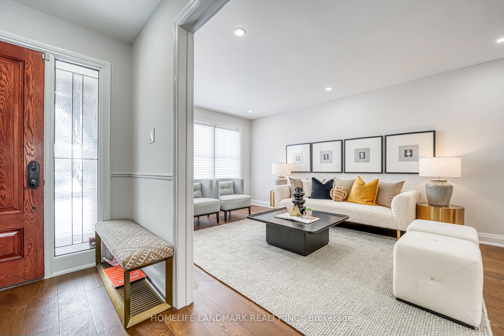 Photo 2 of 67 Carlton Road, Markham, Unionville — HOMEH