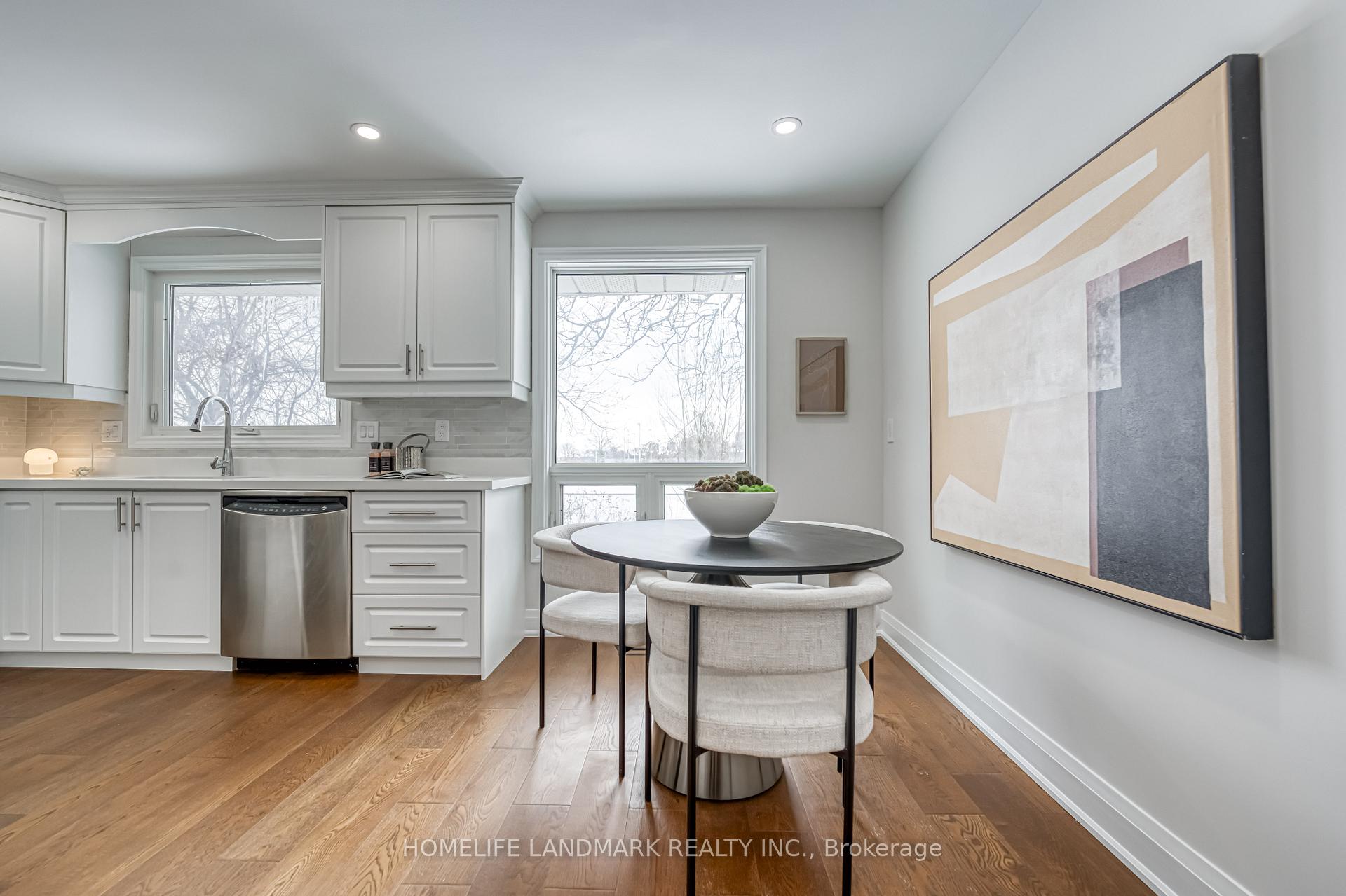 Photo 11 of 67 Carlton Road, Markham, Unionville — HOMEH
