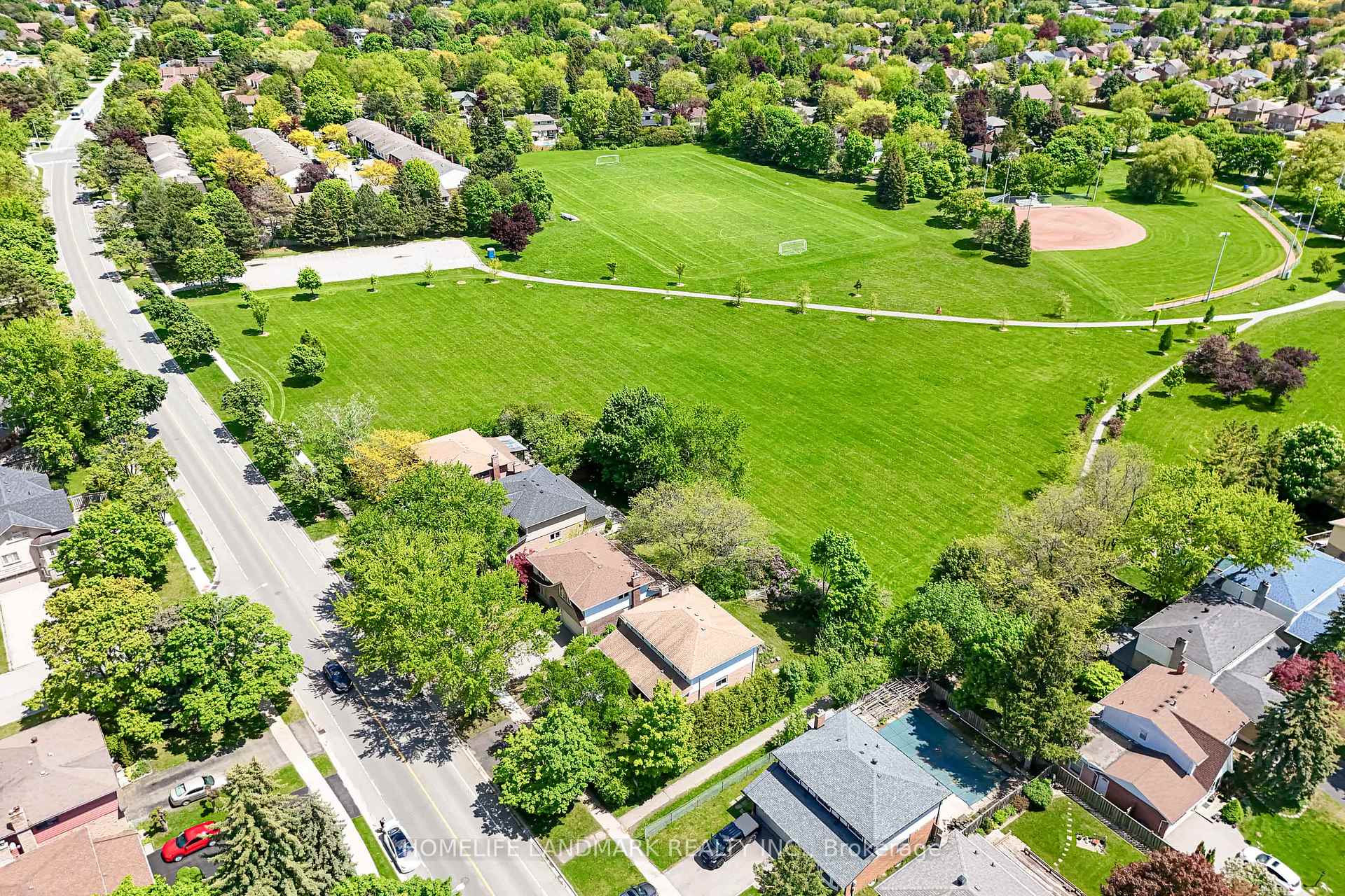 Photo 32 of 67 Carlton Road, Markham, Unionville — HOMEH