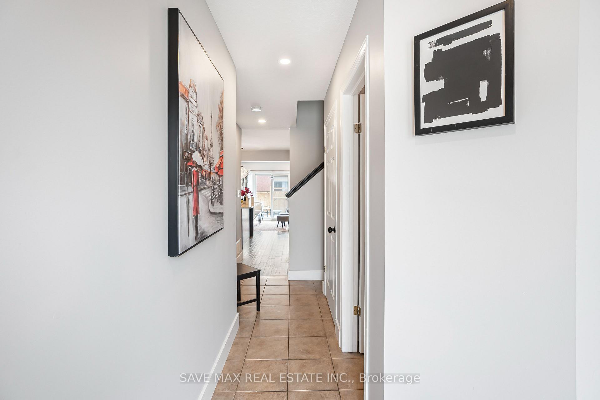 Photo 13 of 295 Briarmeadow Dr, Kitchener, Idlewood — HOMEH