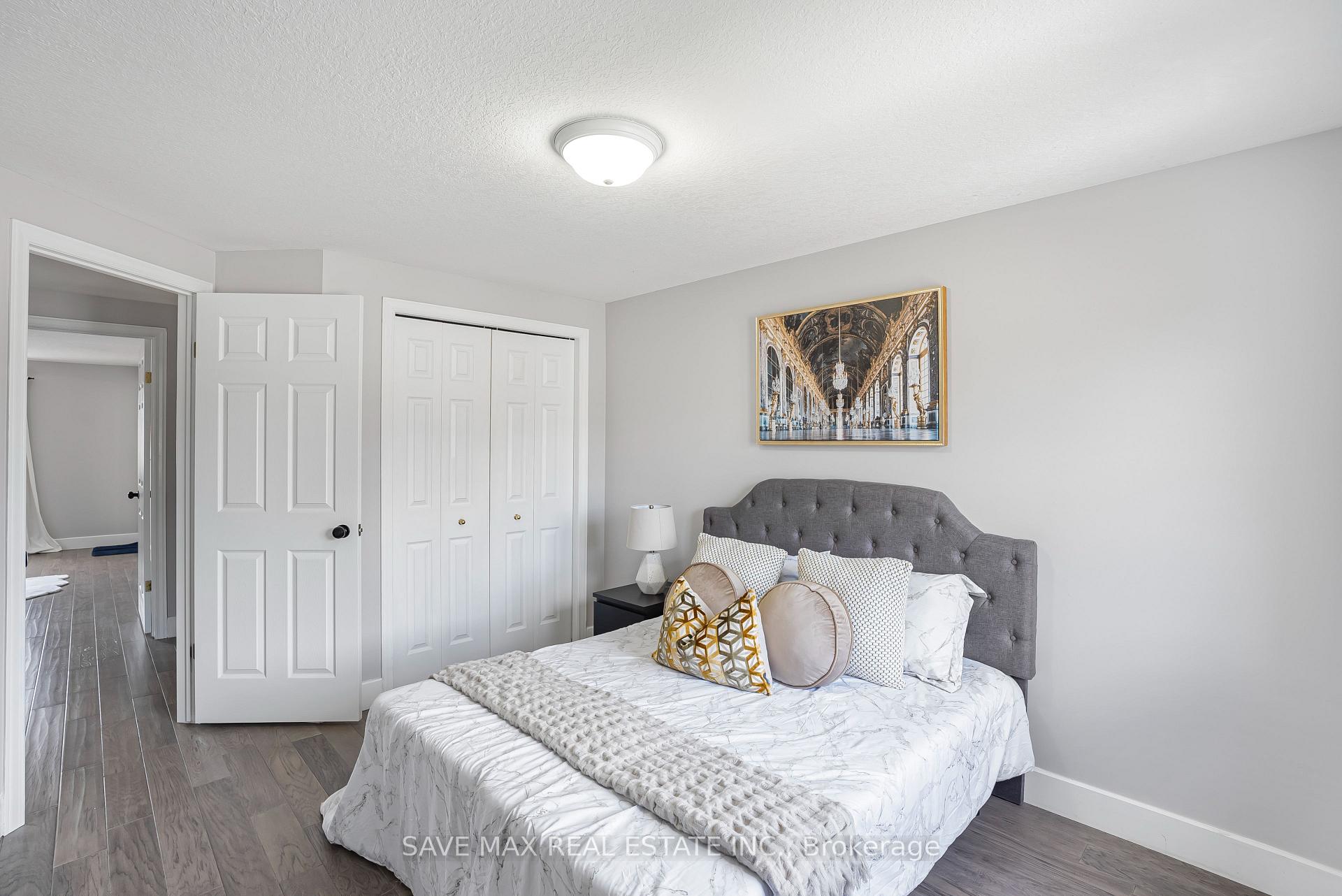 Photo 37 of 295 Briarmeadow Dr, Kitchener, Idlewood — HOMEH