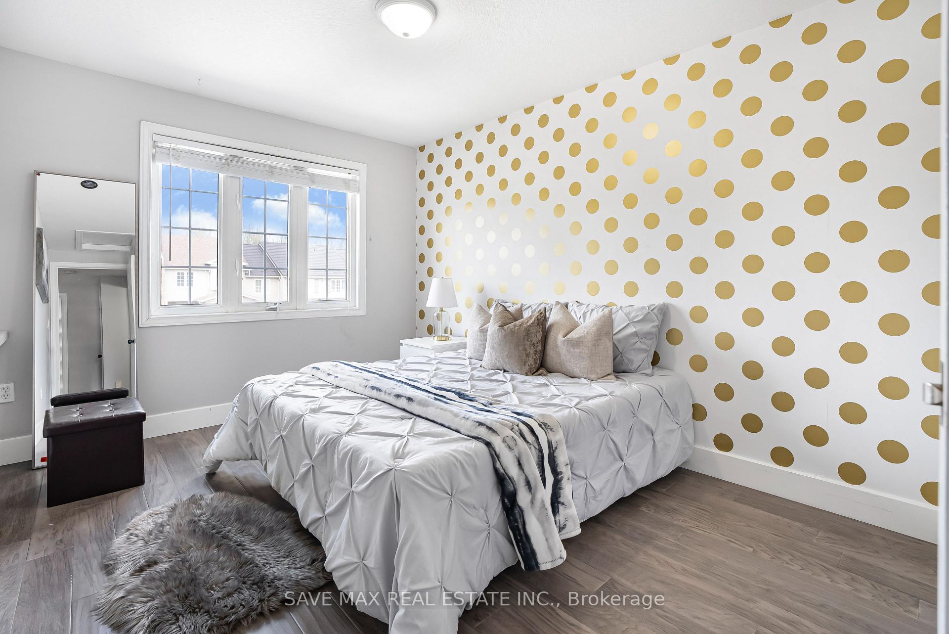 Photo 39 of 295 Briarmeadow Dr, Kitchener, Idlewood — HOMEH