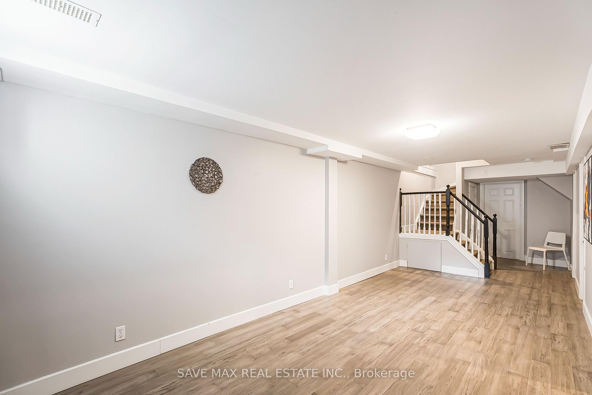 Photo 44 of 295 Briarmeadow Dr, Kitchener, Idlewood — HOMEH