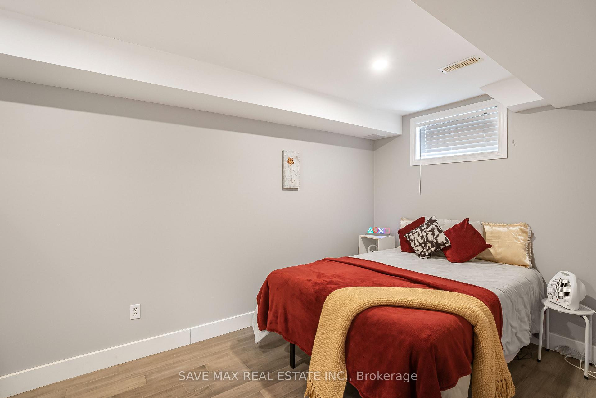 Photo 46 of 295 Briarmeadow Dr, Kitchener, Idlewood — HOMEH
