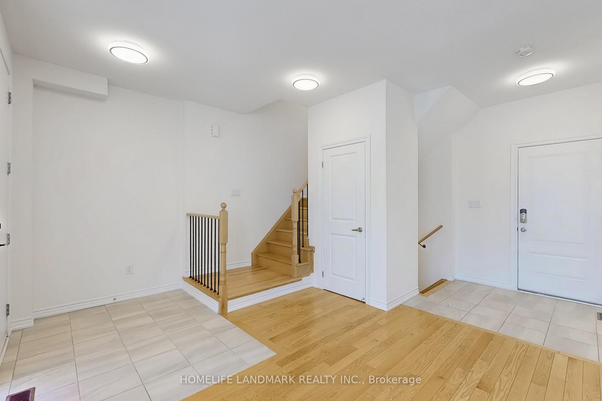 Photo 6 of 14 Breyworth Road, Markham, Victoria Square — HOMEH