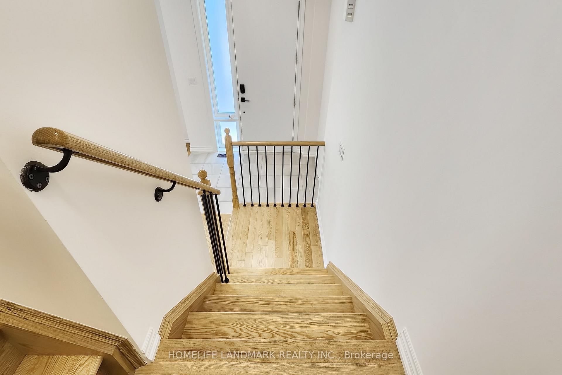 Photo 8 of 14 Breyworth Road, Markham, Victoria Square — HOMEH