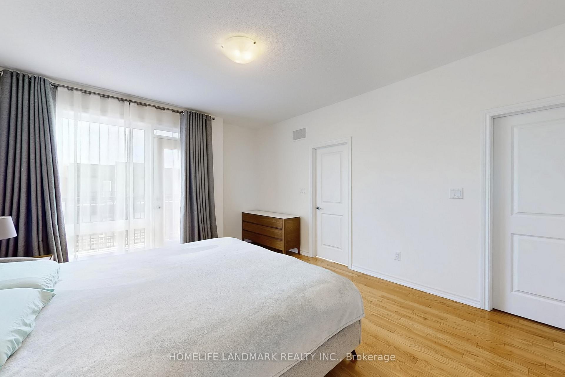 Photo 23 of 14 Breyworth Road, Markham, Victoria Square — HOMEH